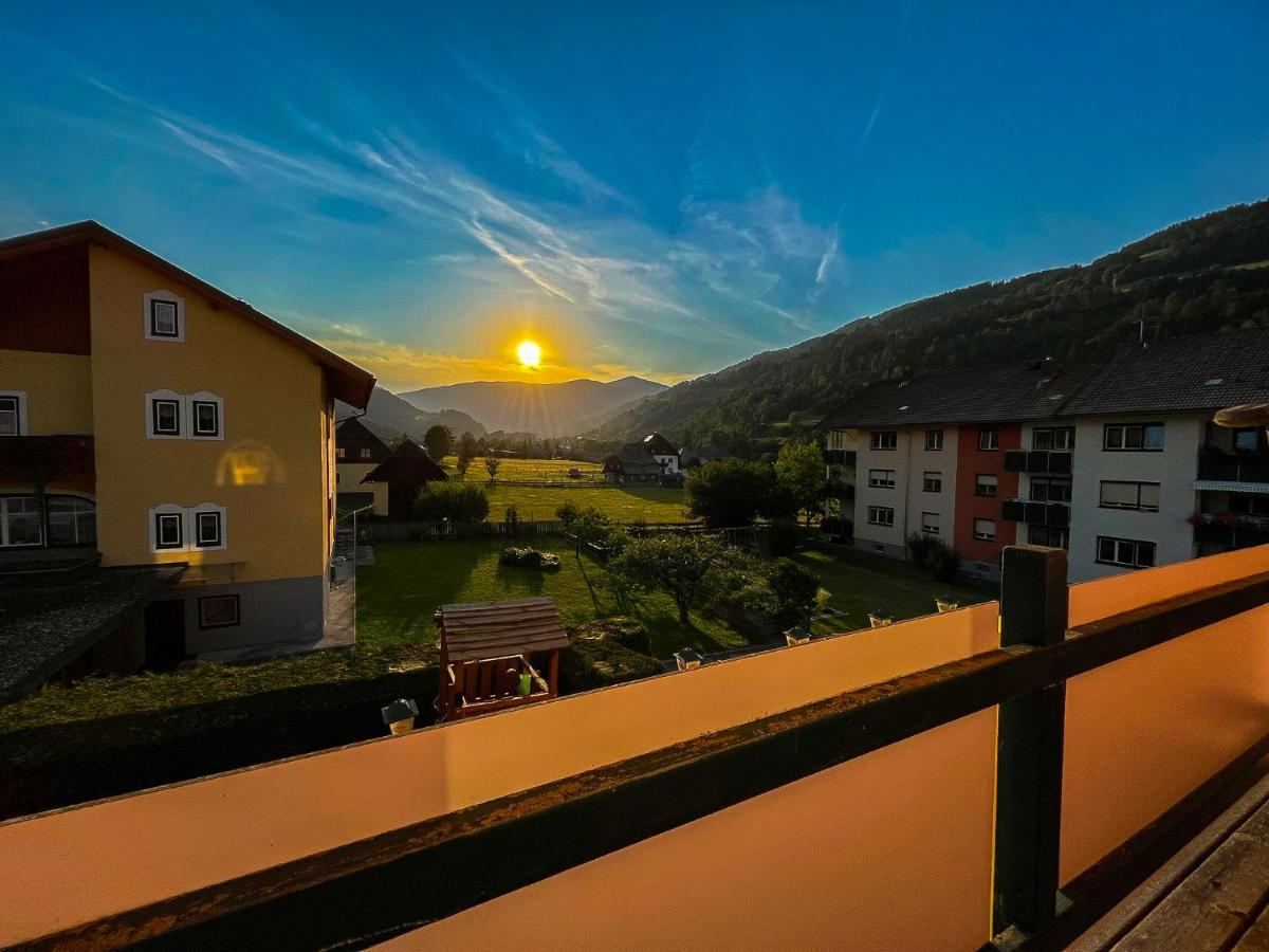 Ottl'S Appartements Mit Kreischbergblick Sankt Lorenzen ob Murau Bagian luar foto